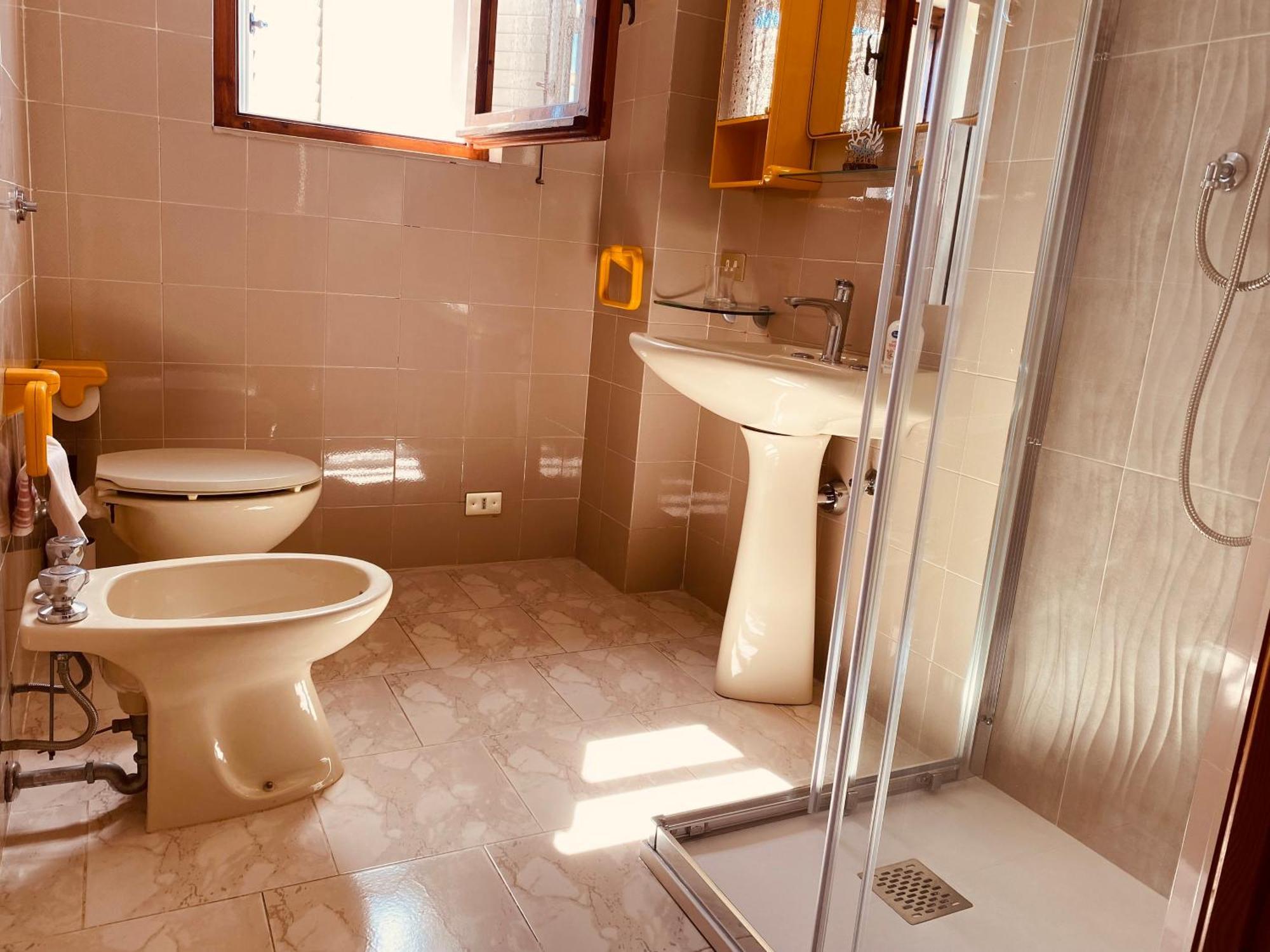 Europa37 Apartment Алгеро Екстериор снимка